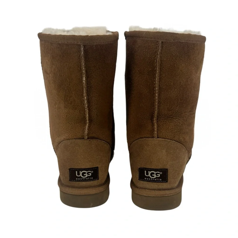 UGG Classic Short Chestnut Boots